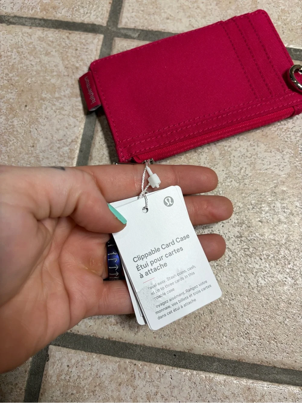 NWT Lululemon Clippable Card Case (Calypso Pink)